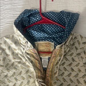 Women’s vintage billabong Bird Print Hooded Jacket with Polka Dot Lining size M